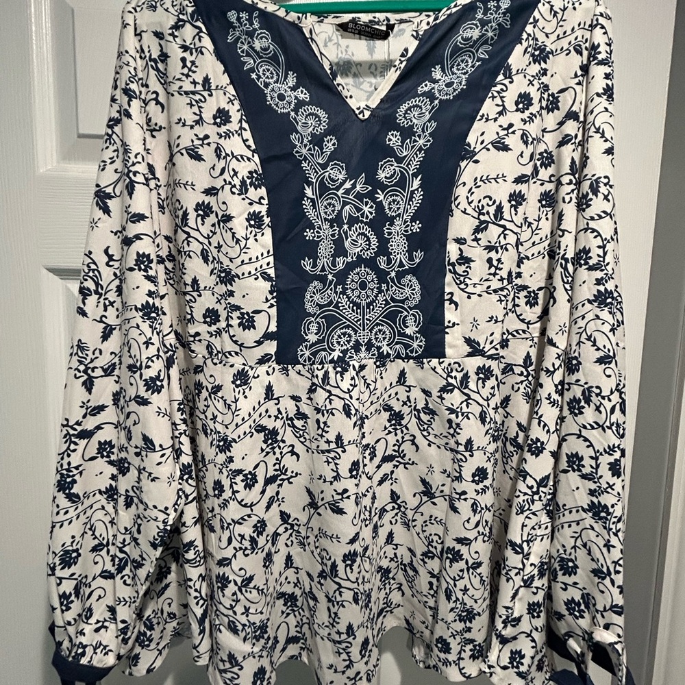 BloomChic Navy and White Floral Blouse